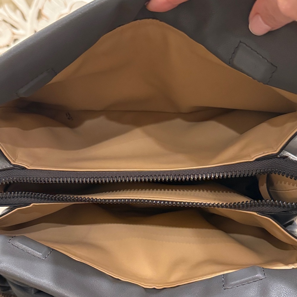 🚨$369 Down From $489 MEMORIAL DAY SALE Givenchy ID93 Shoulder Bag 🚨 - Picture 12 of 17